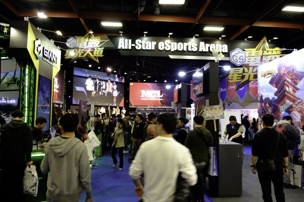 Large esports arena stage at a gaming expo
